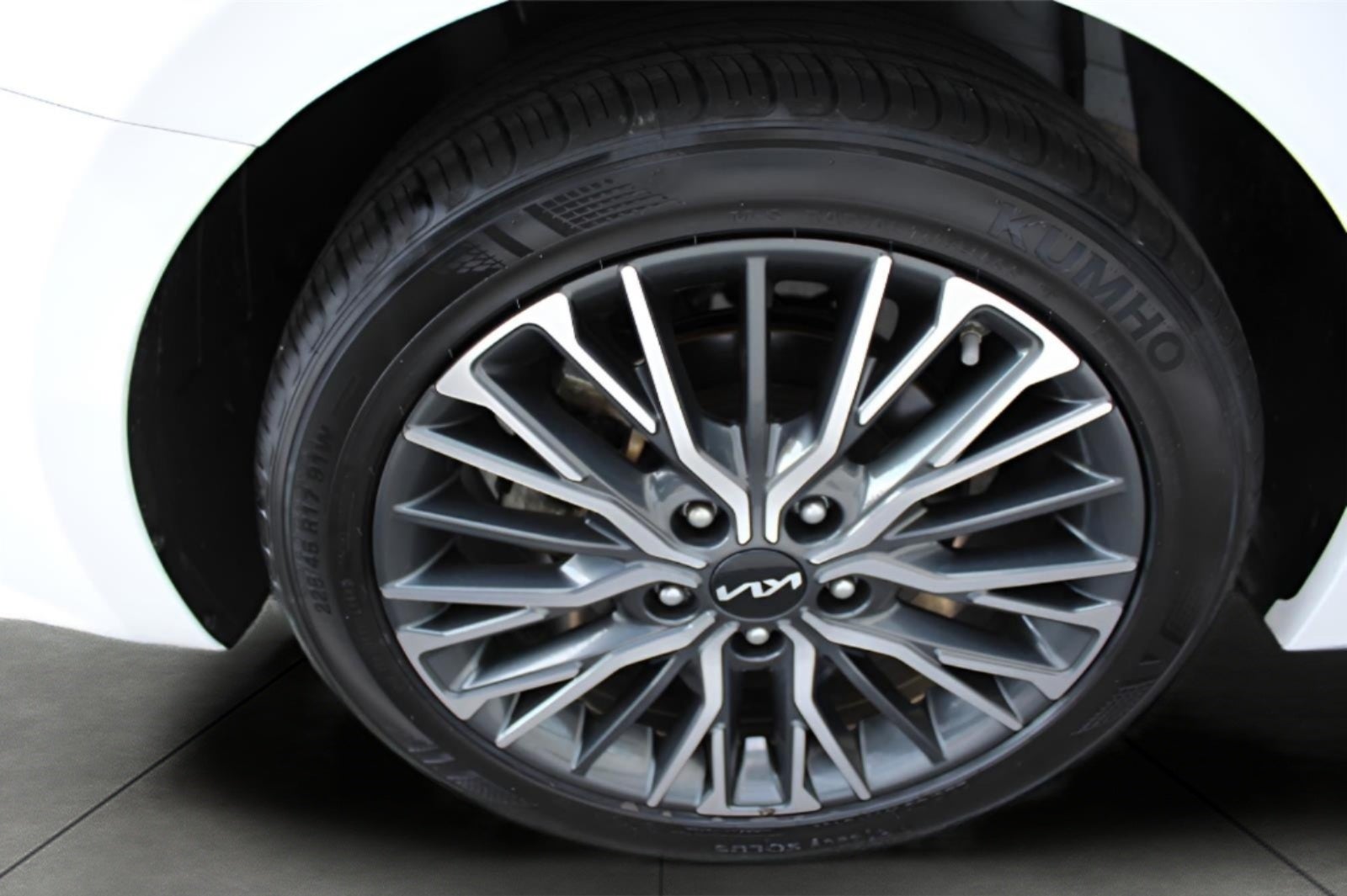 2024 Kia Forte GT-Line IVT
