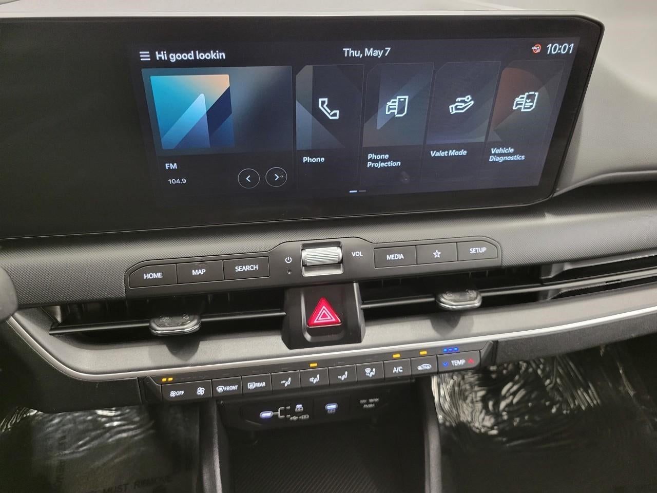 2025 Kia K4 LXS FWD