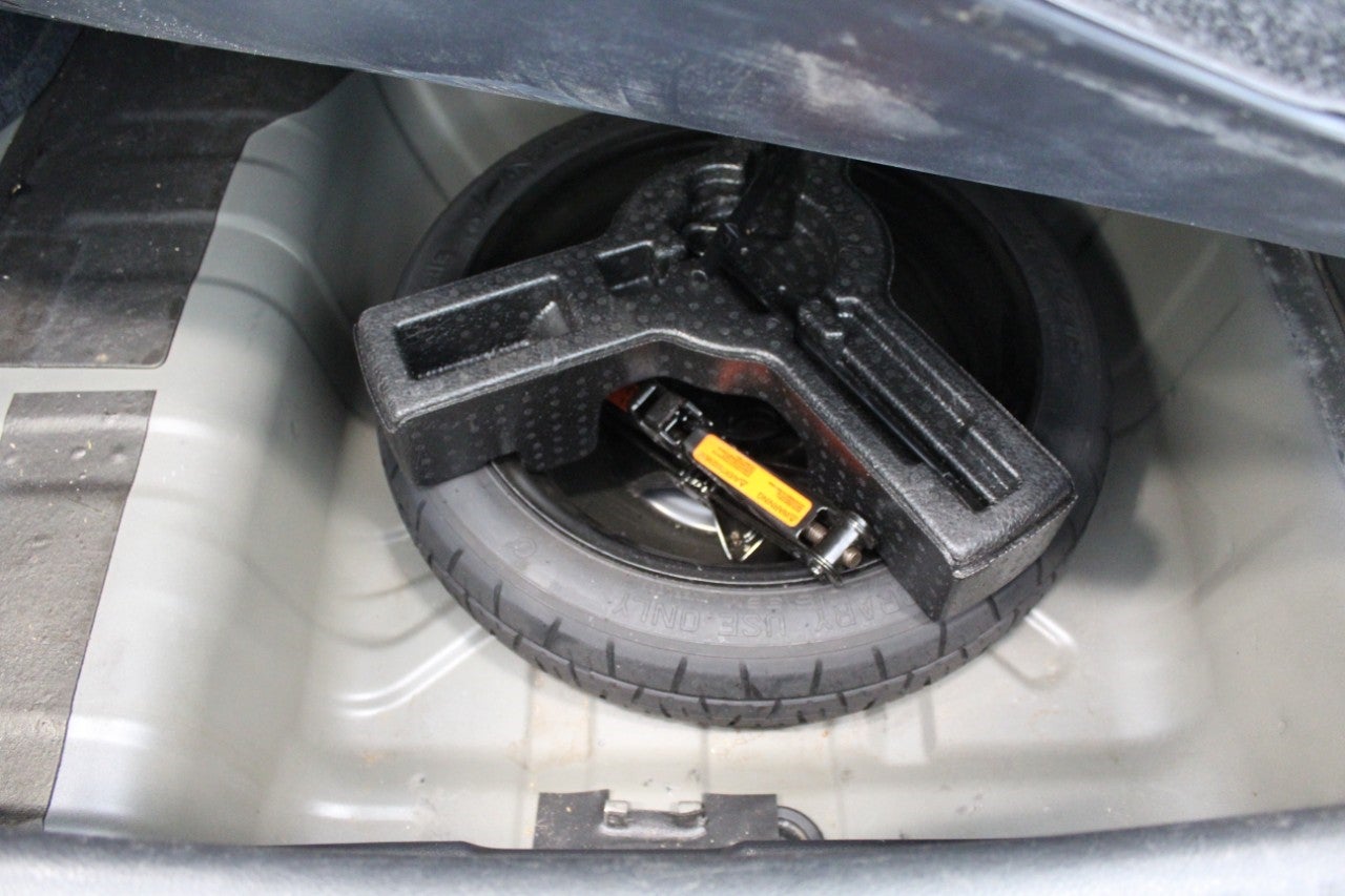 2015 Nissan Sentra 4dr Sdn I4 CVT SV