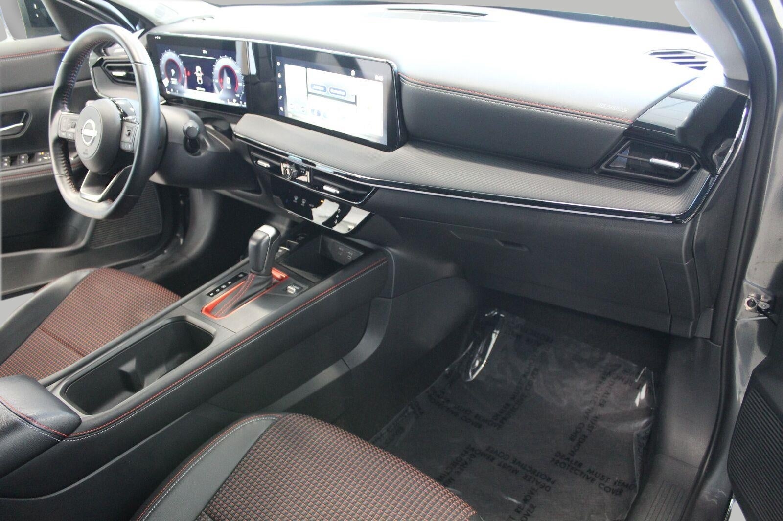 2025 Nissan Kicks SR AWD