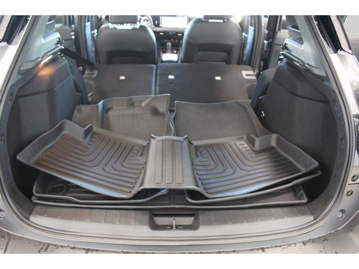 2025 Nissan Kicks SR AWD