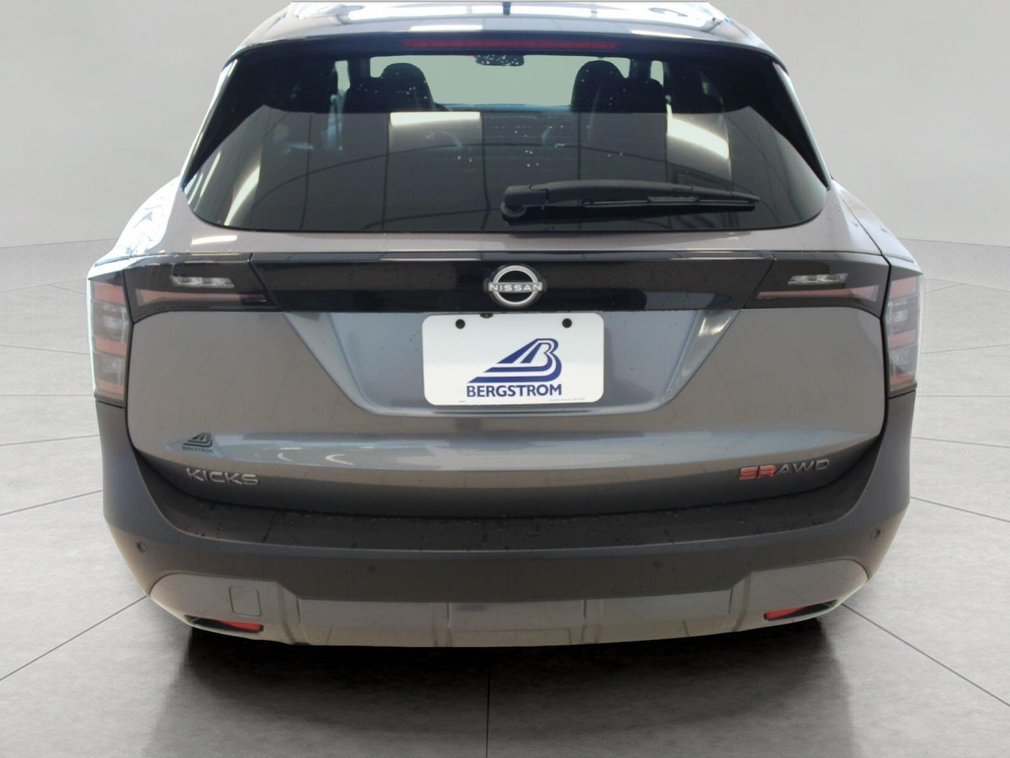 2025 Nissan Kicks SR AWD
