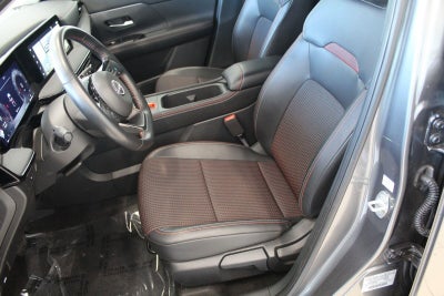 2025 Nissan Kicks SR AWD
