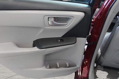 2017 Toyota CAMRY SEDAN