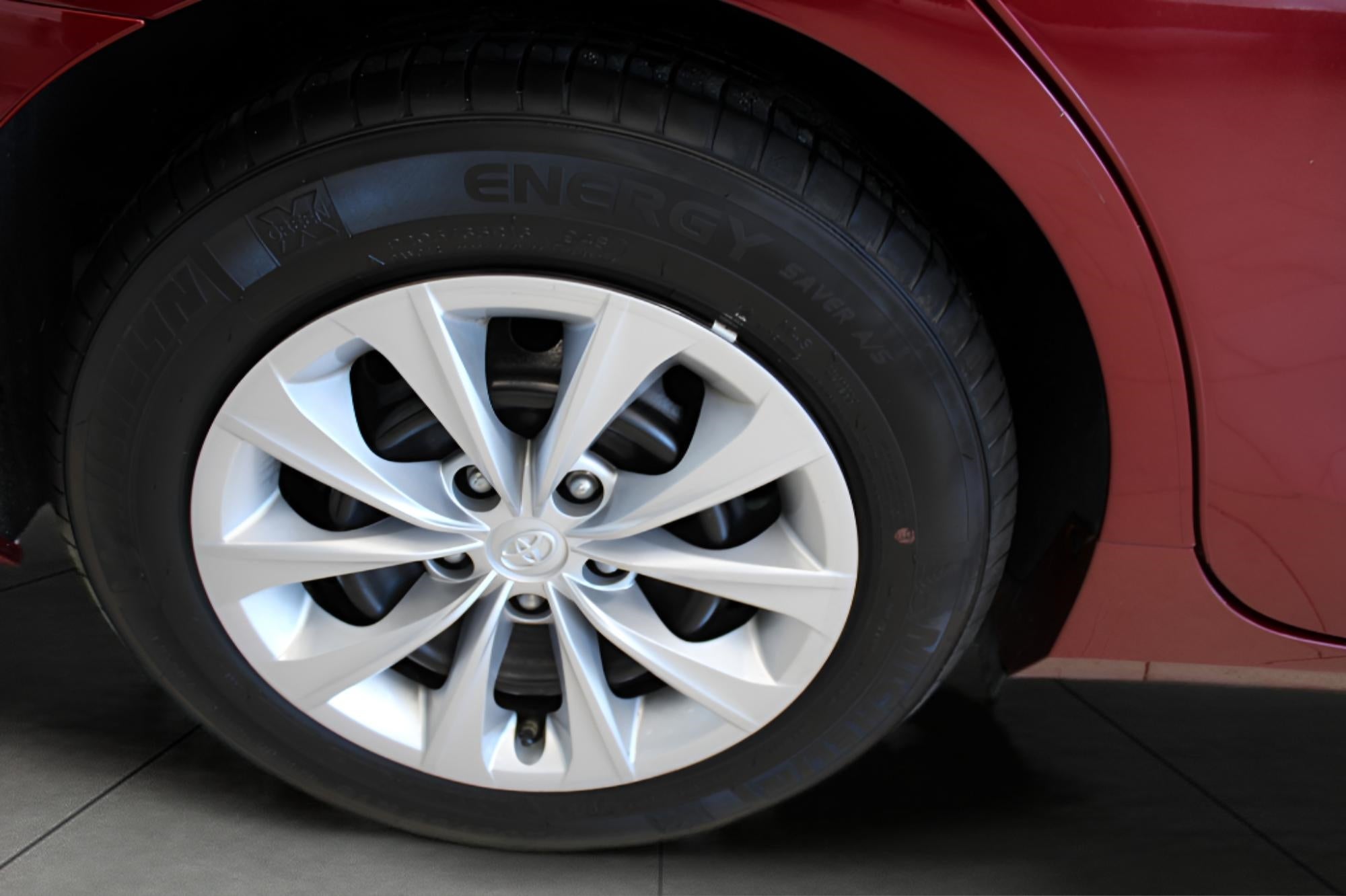 2017 Toyota CAMRY SEDAN