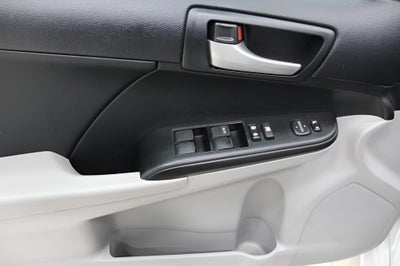 2014 Toyota Camry 4dr Sdn I4 Auto LE