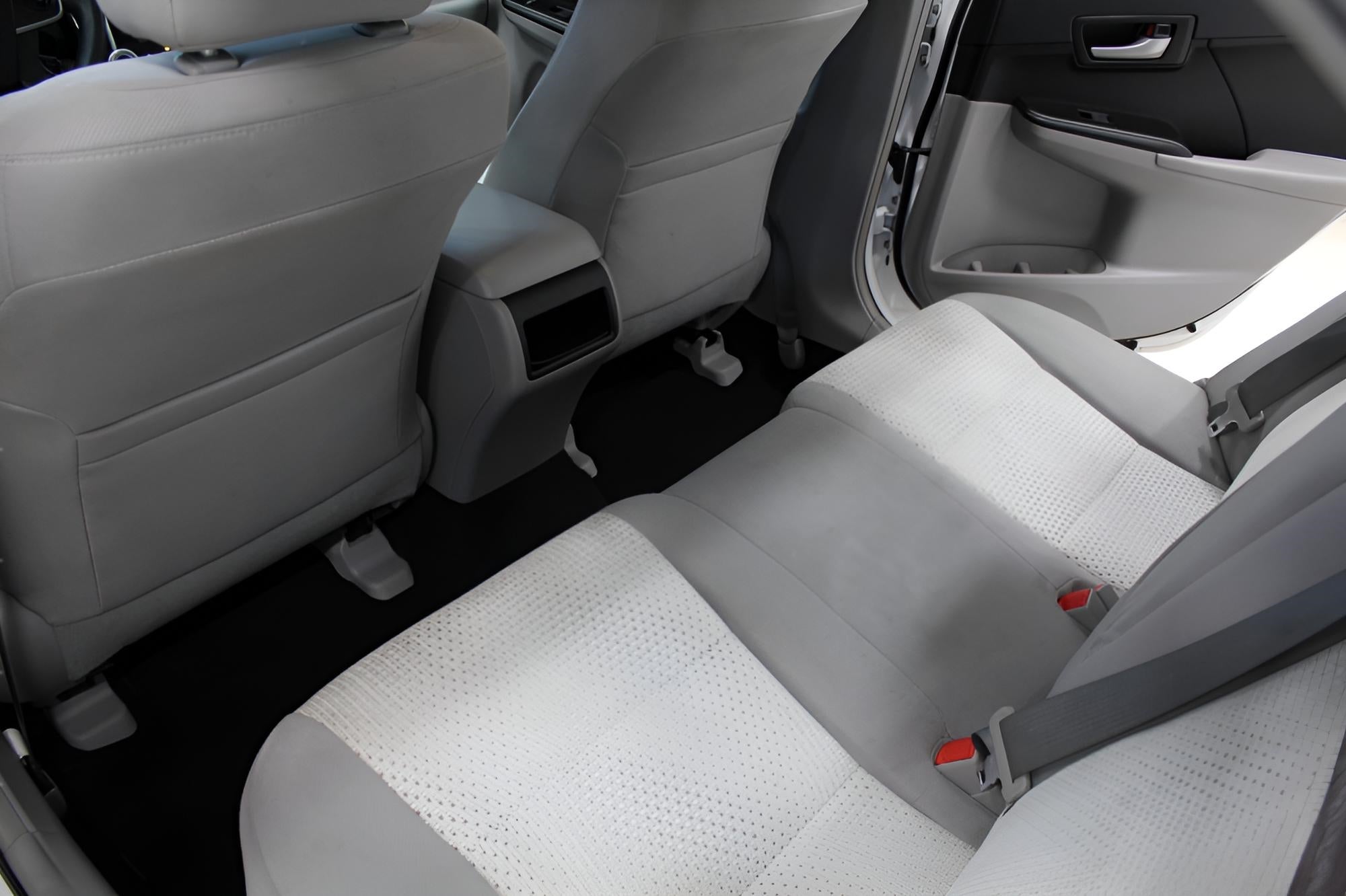 2014 Toyota Camry 4dr Sdn I4 Auto LE