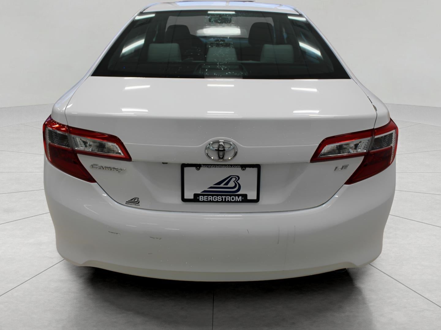 2014 Toyota Camry 4dr Sdn I4 Auto LE