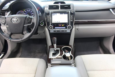 2014 Toyota CAMRY SEDAN