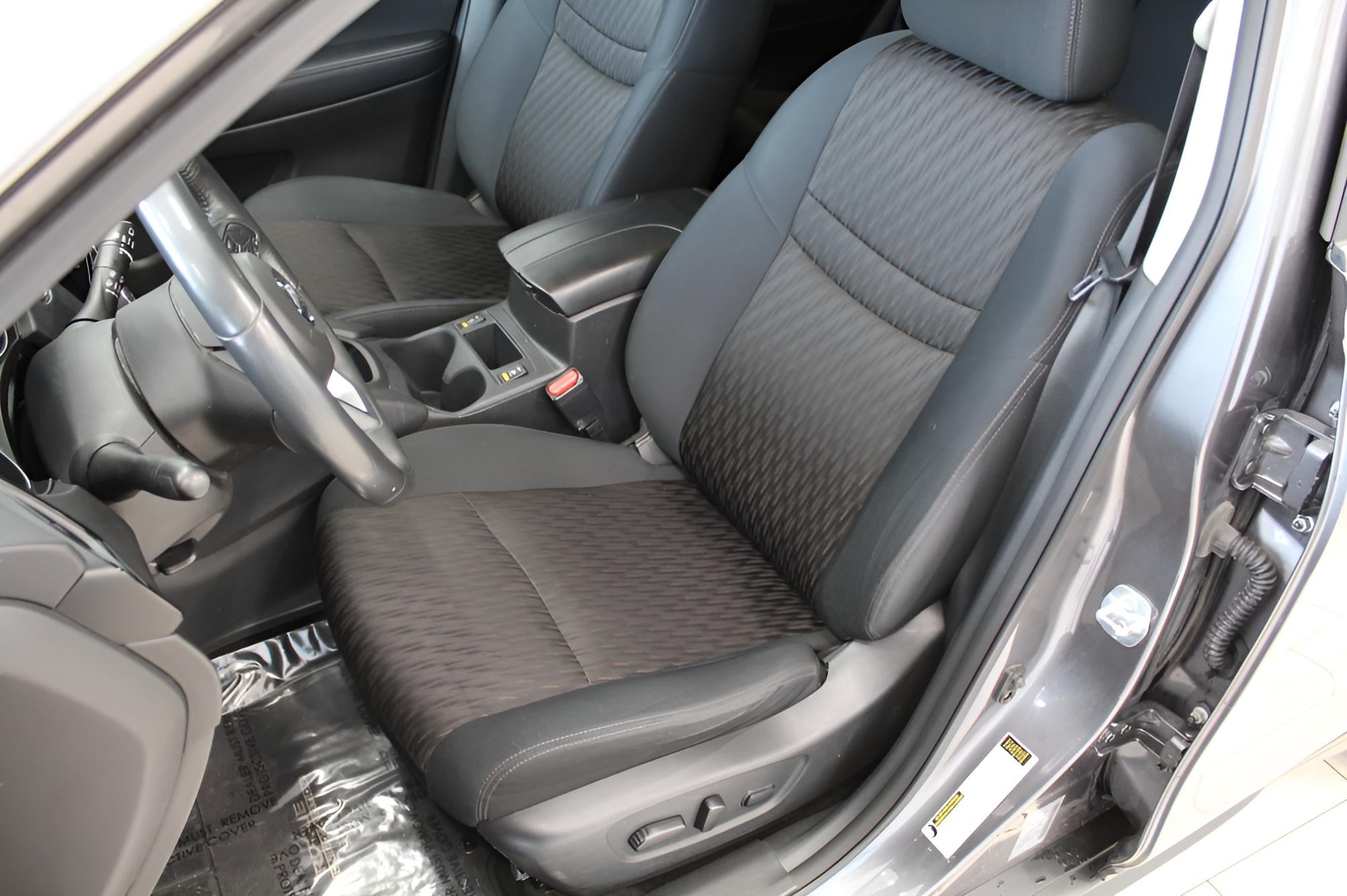 2017 Nissan Rogue AWD SV