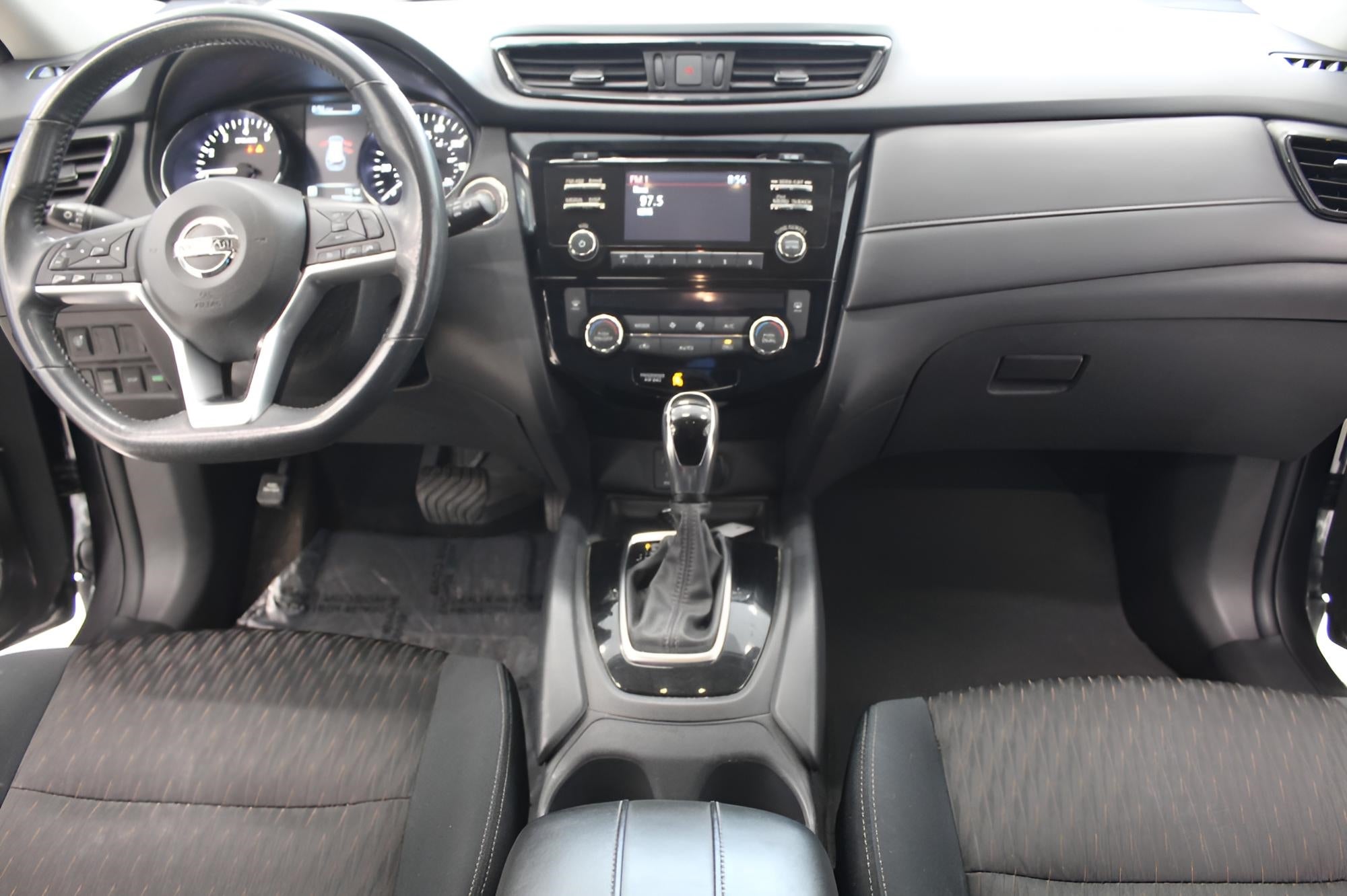 2017 Nissan Rogue AWD SV