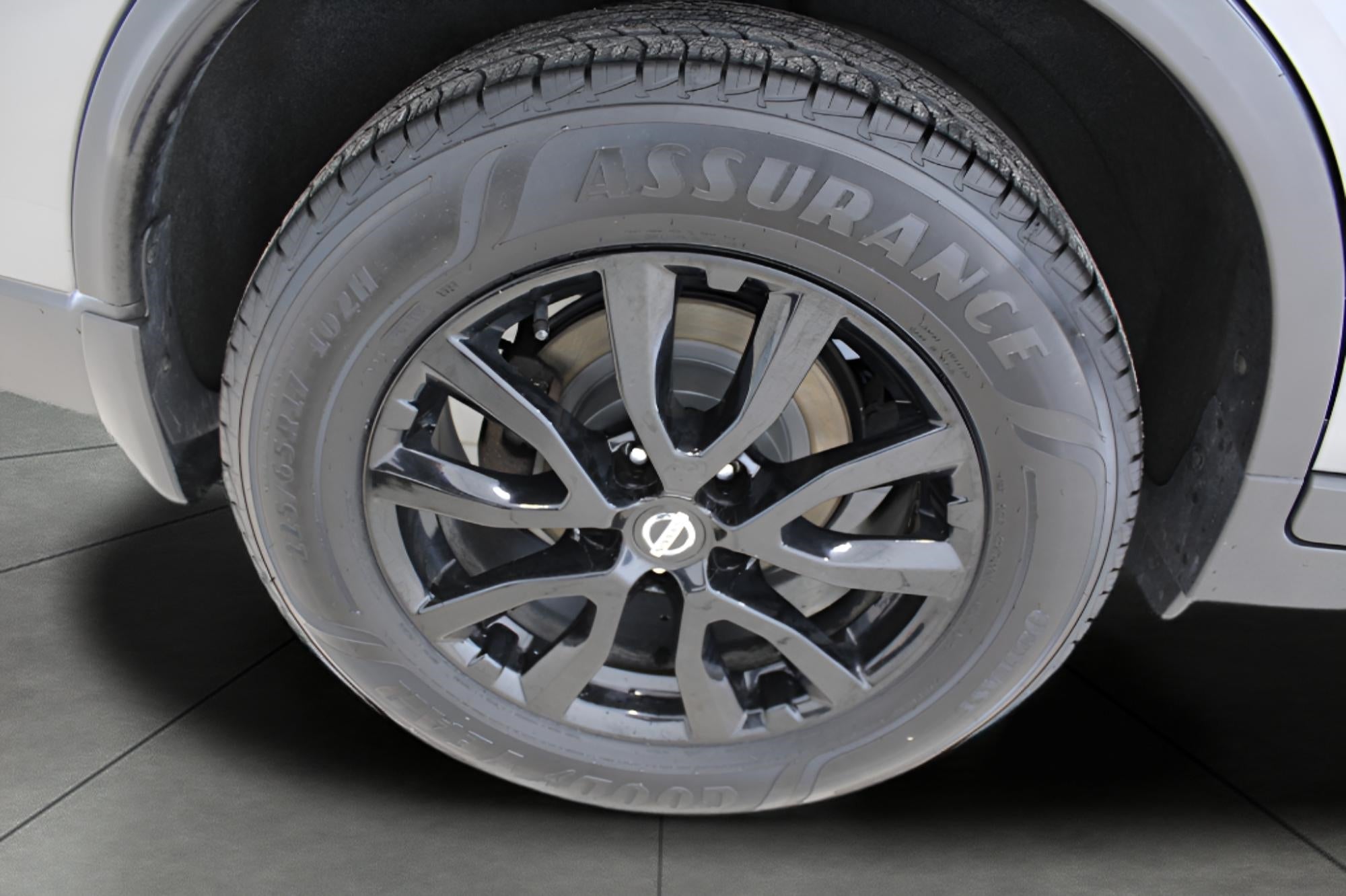 2017 Nissan Rogue AWD SV