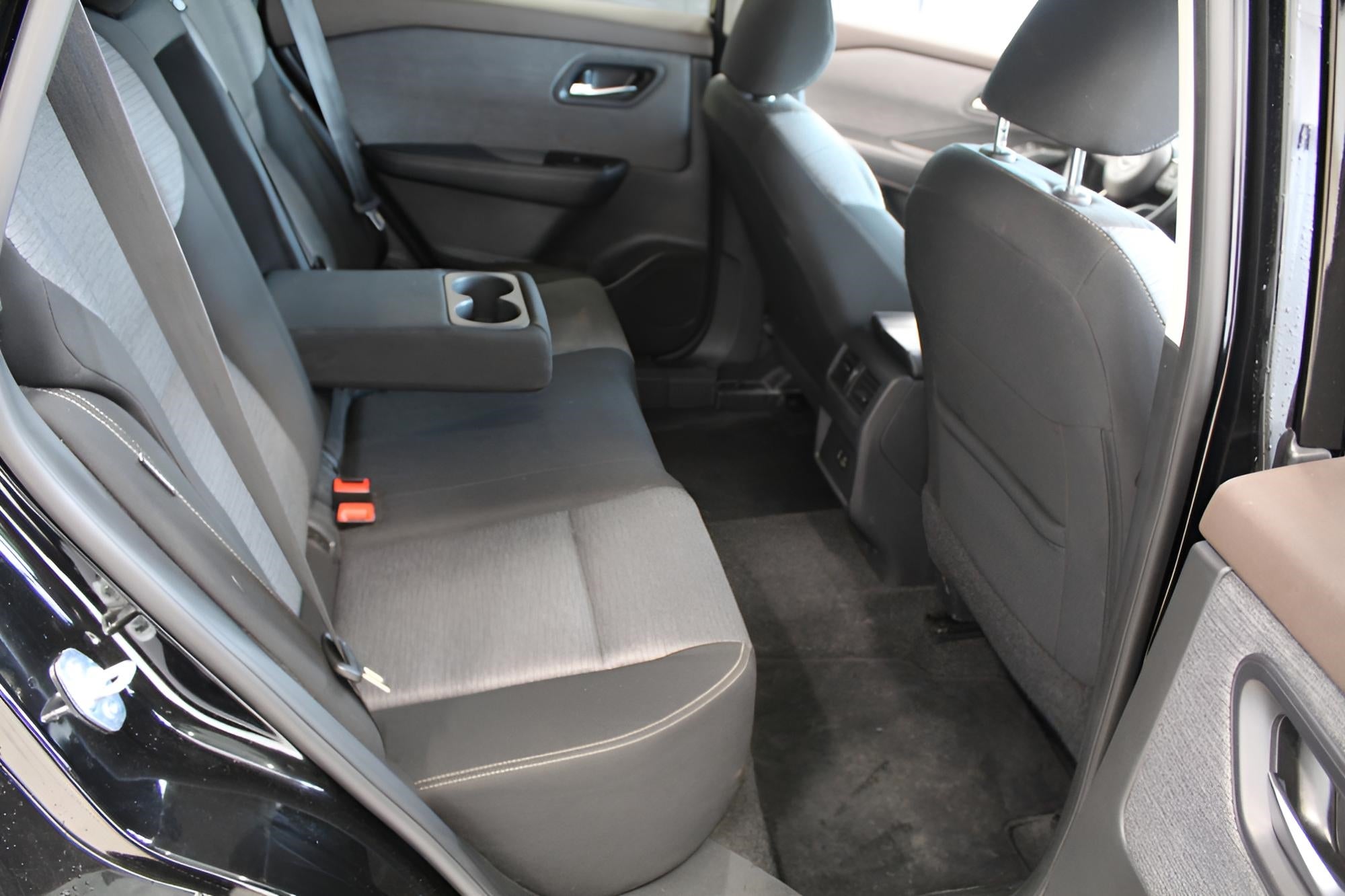 2023 Nissan Rogue AWD SV