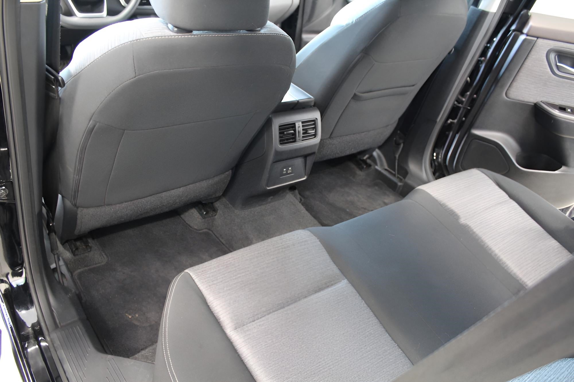 2023 Nissan Rogue AWD SV