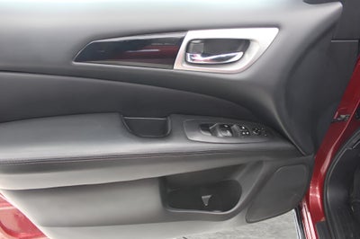 2017 Nissan Pathfinder 4x4 SV