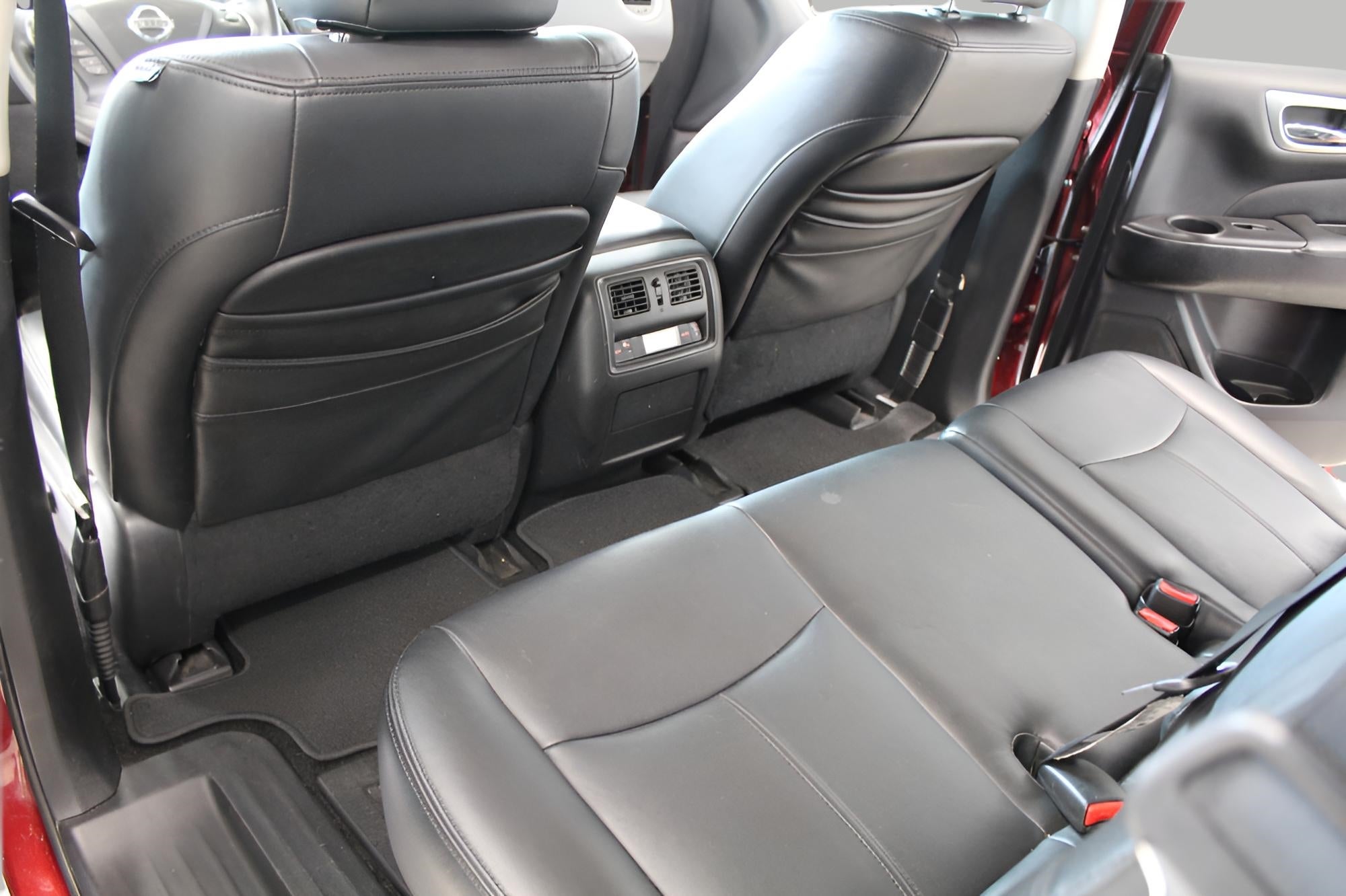 2017 Nissan Pathfinder 4x4 SV