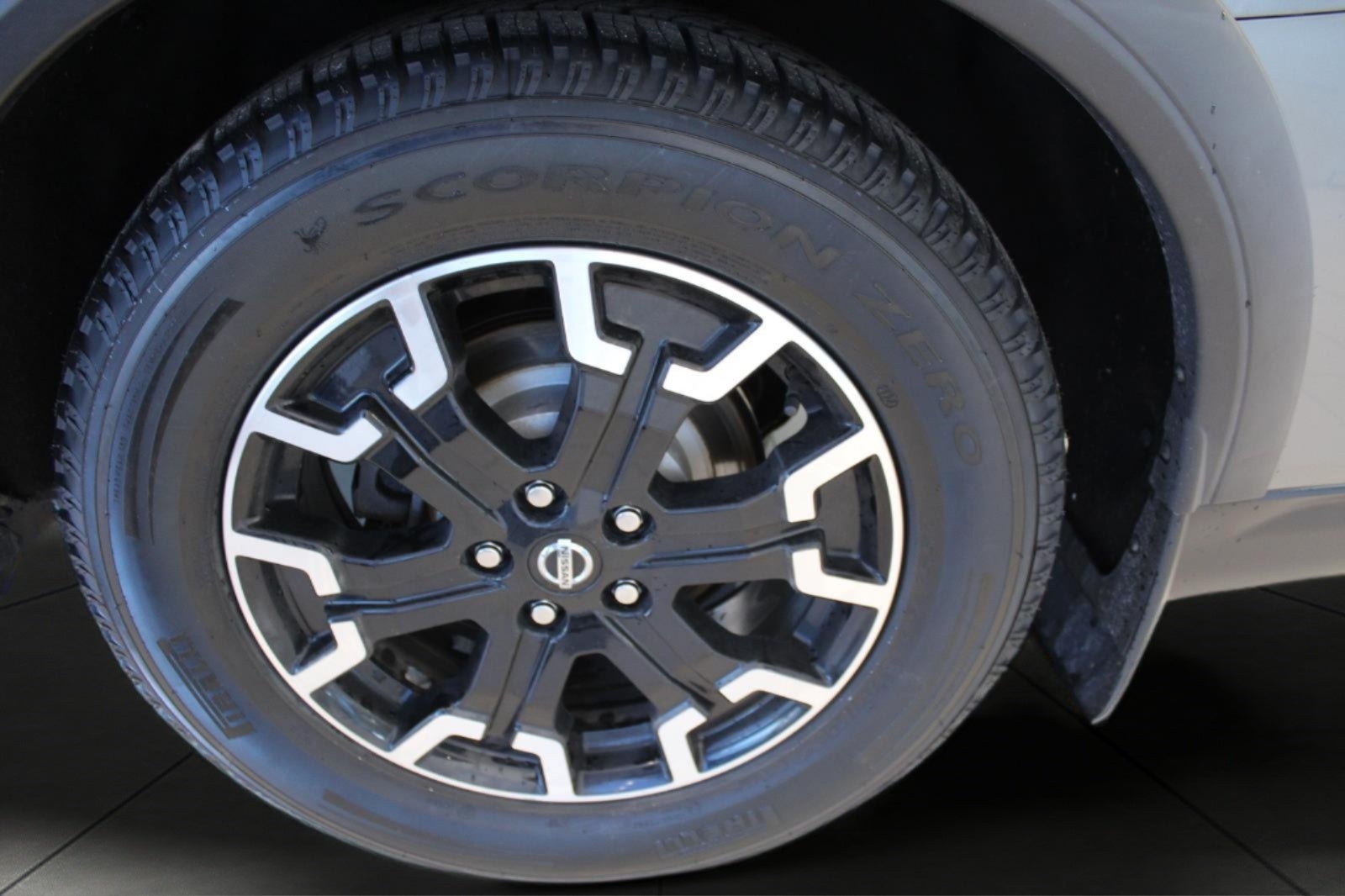 2019 Nissan Pathfinder 4x4 SL