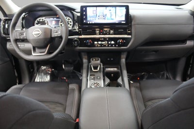 2026 Nissan Pathfinder SV 4WD