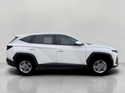 2026 Hyundai TUCSON SE AWD