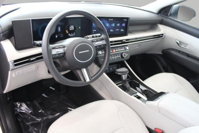 2025 Hyundai TUCSON SE AWD