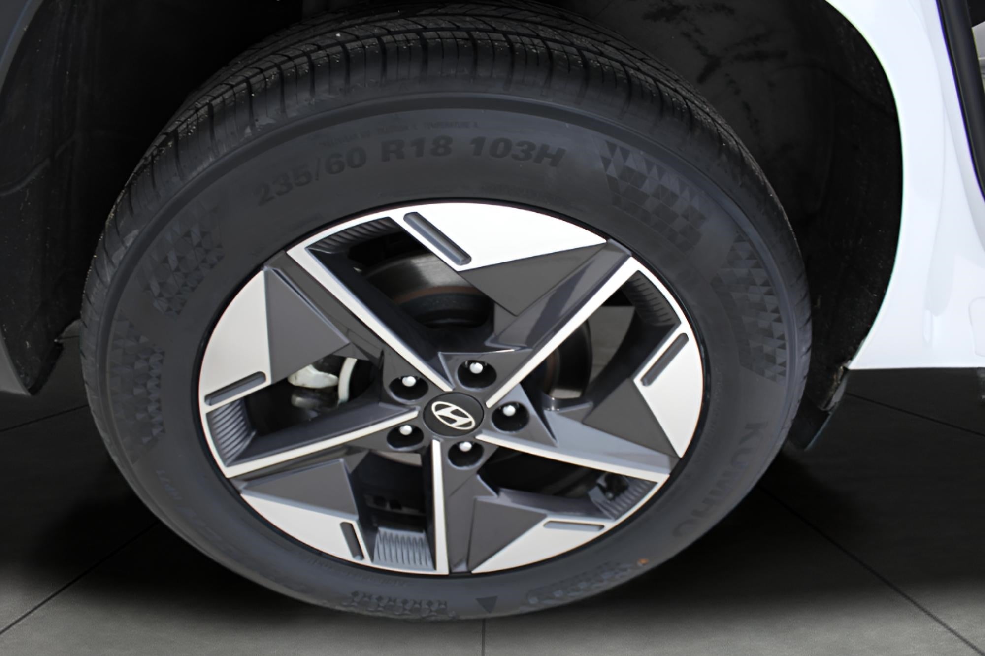 2025 Hyundai TUCSON SEL AWD