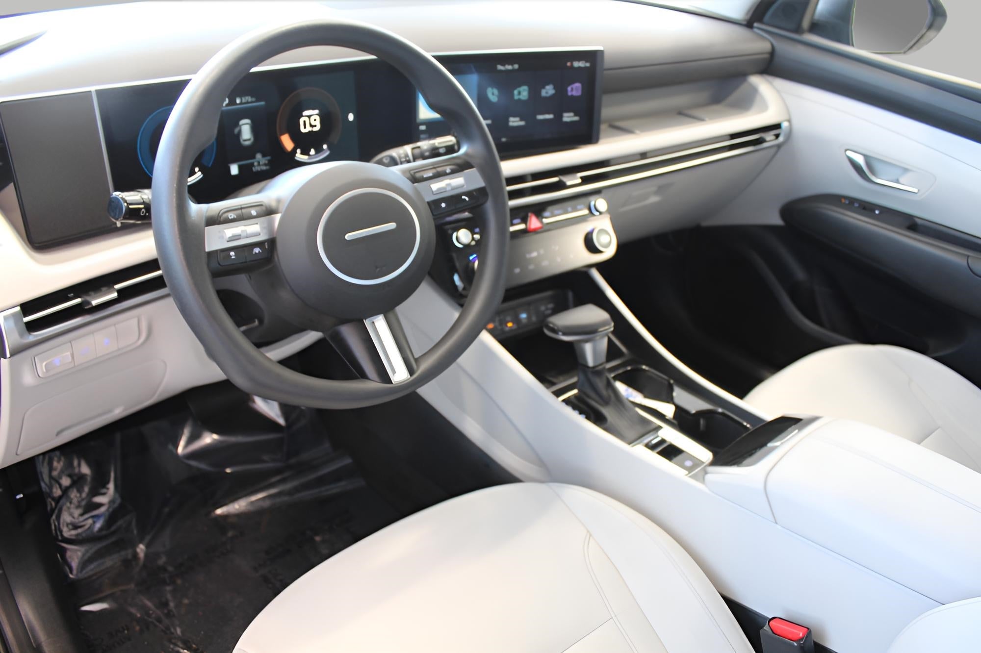 2025 Hyundai TUCSON SEL AWD