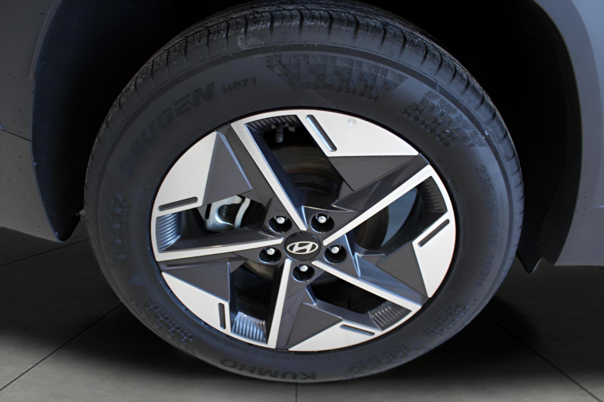 2025 Hyundai TUCSON SEL AWD