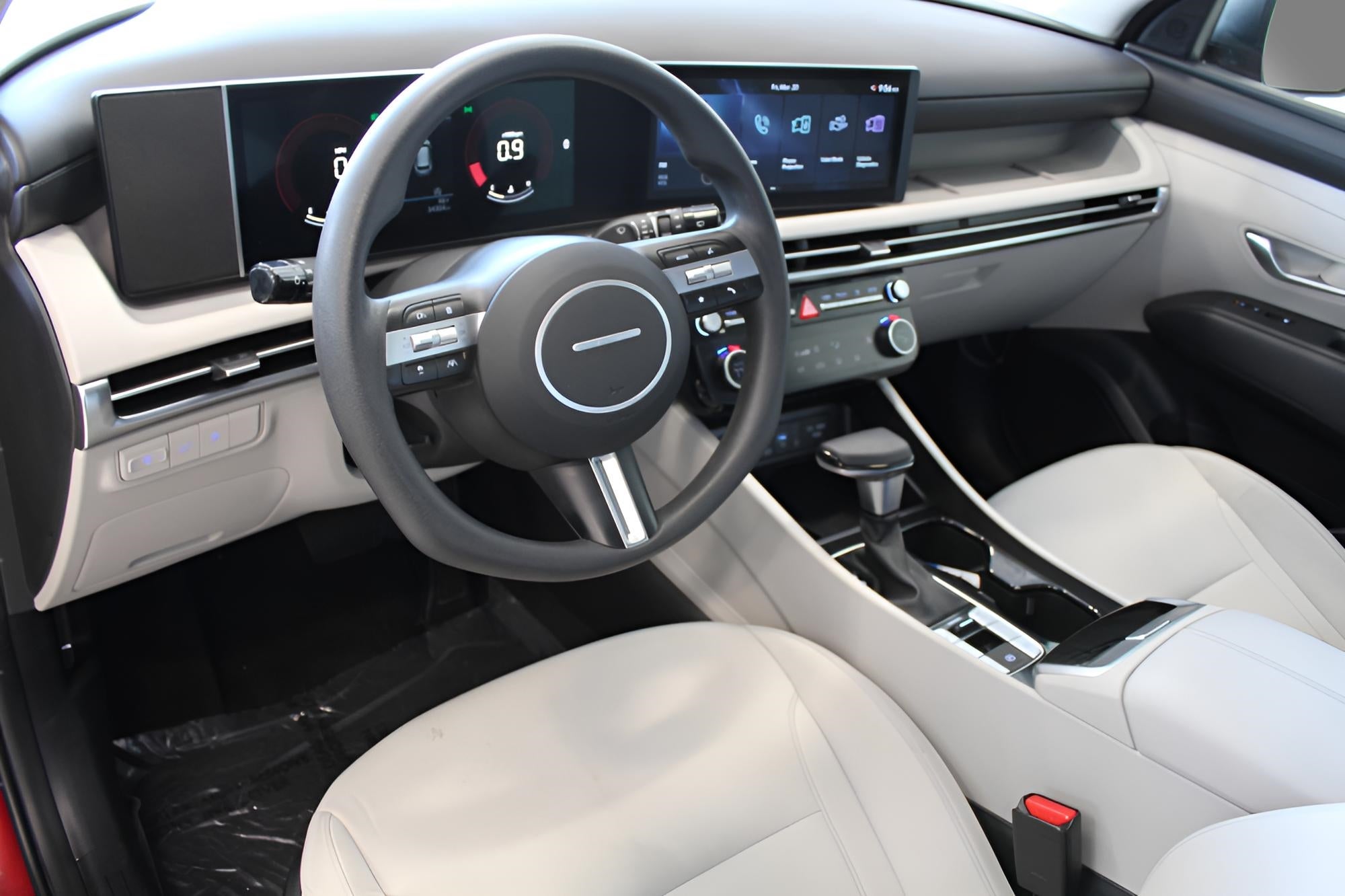 2025 Hyundai TUCSON SEL AWD