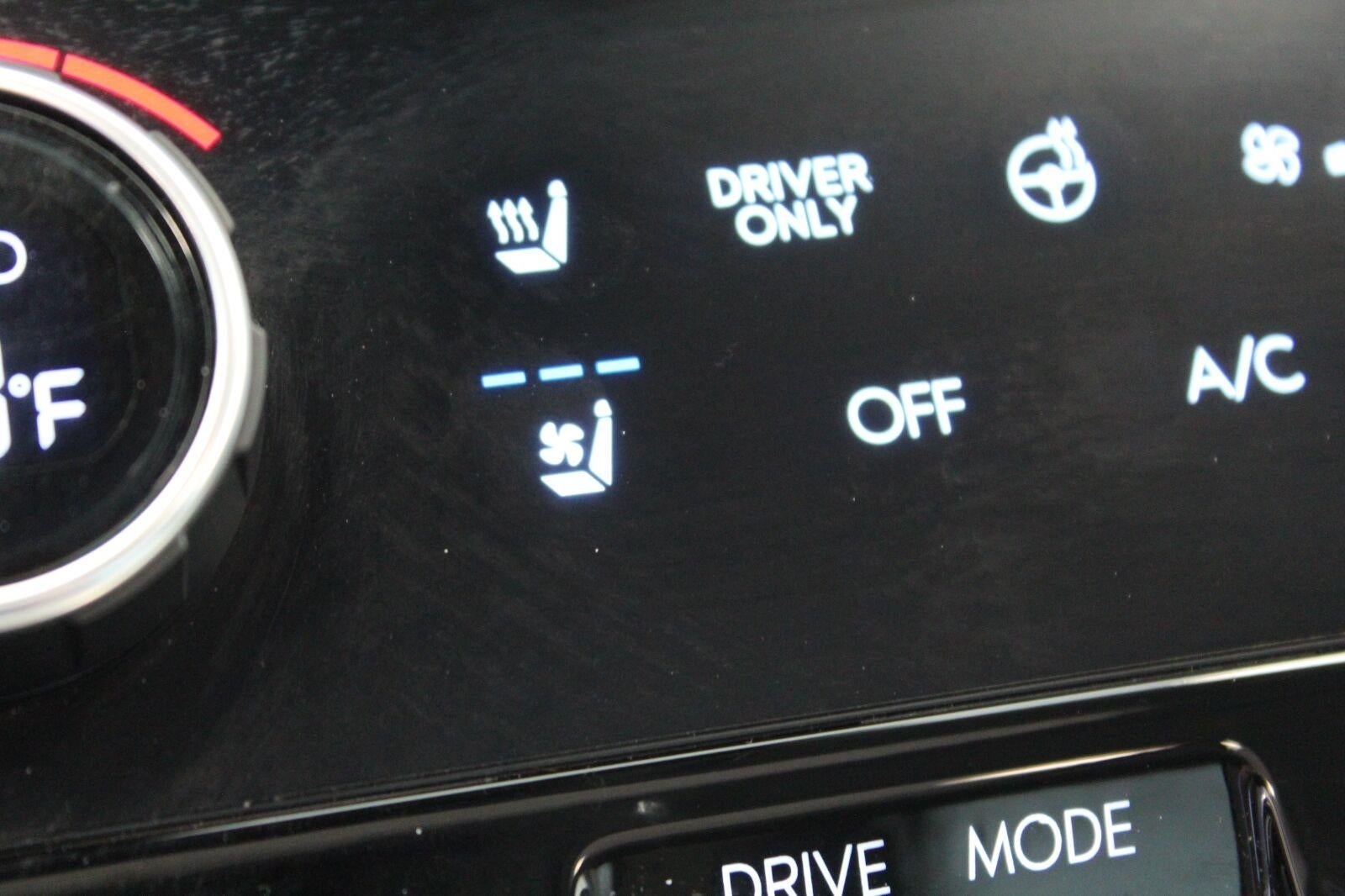 2025 Hyundai SANTA FE HYBRID Limited AWD