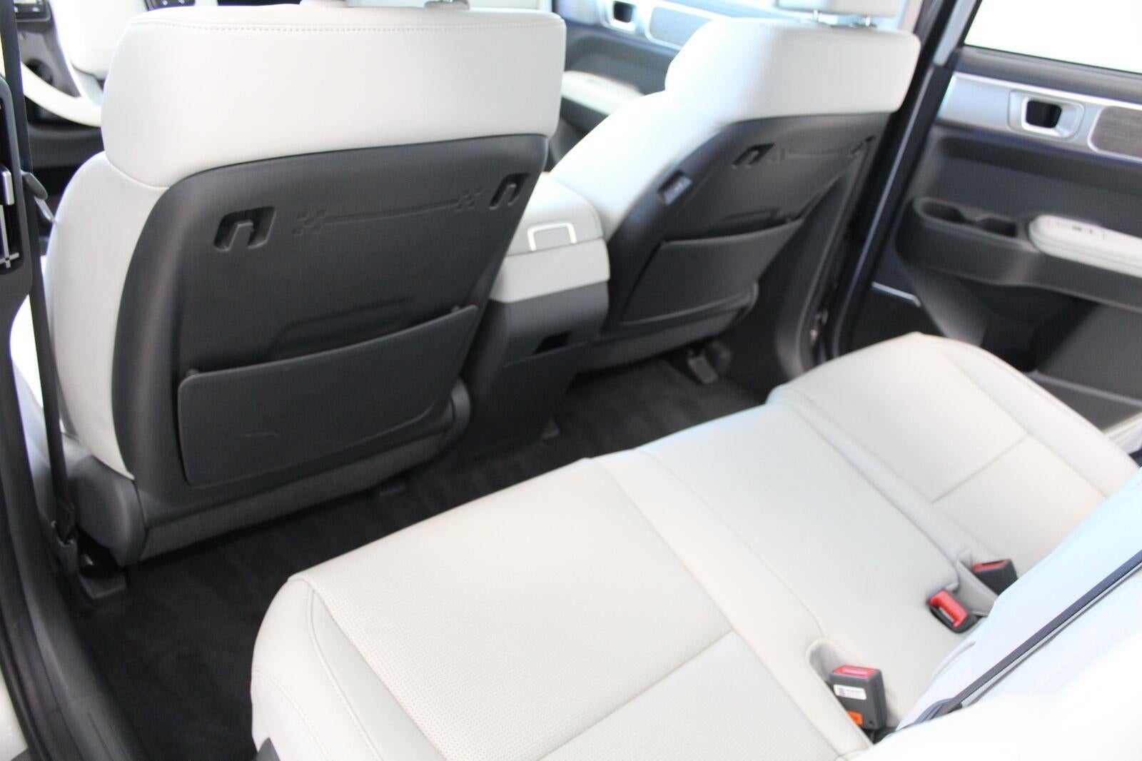 2025 Hyundai SANTA FE HYBRID Limited AWD