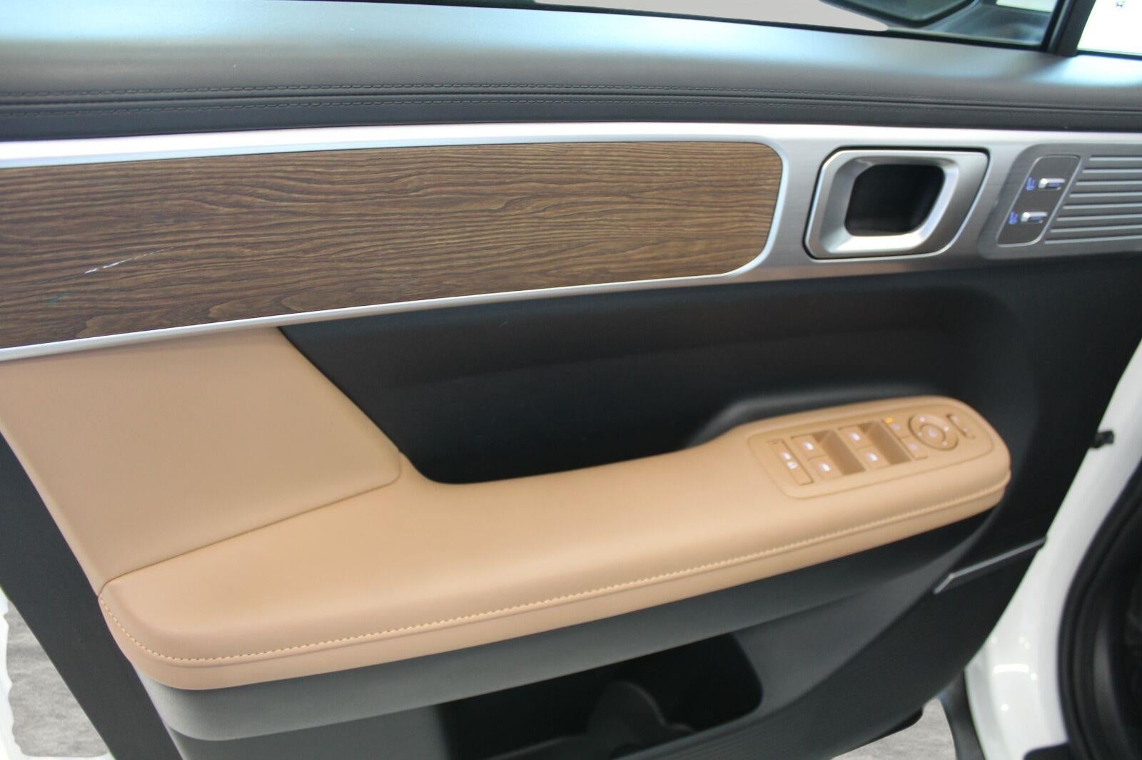 2025 Hyundai SANTA FE HYBRID Limited AWD