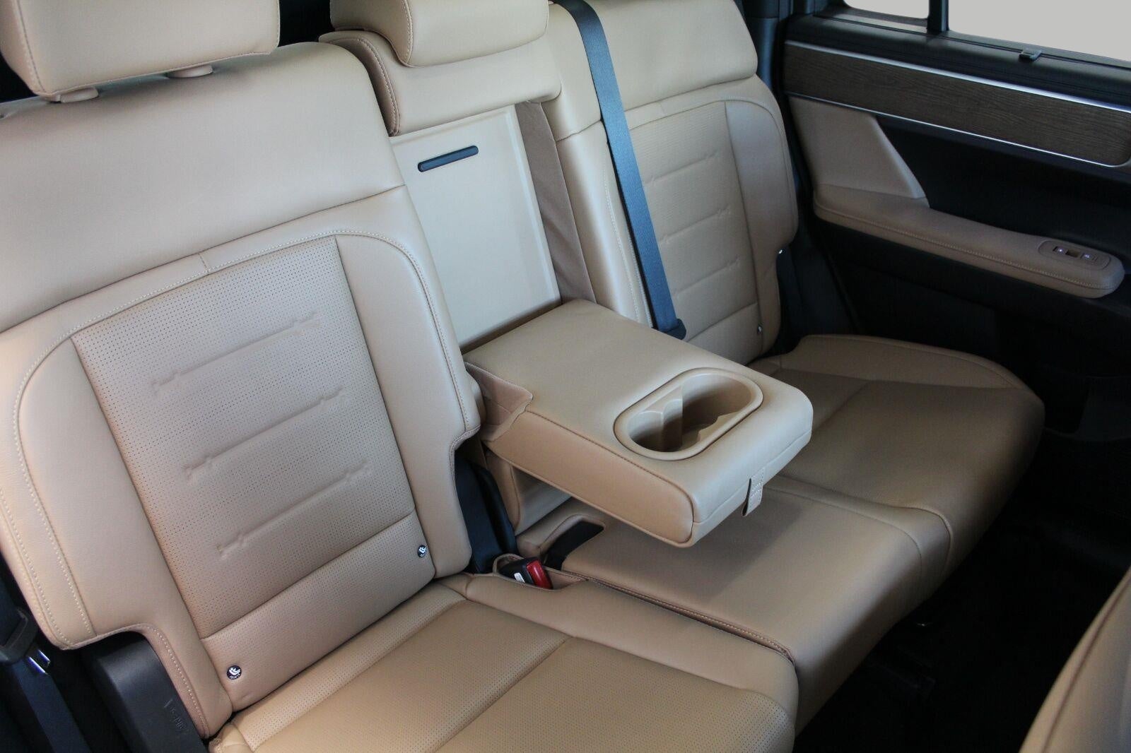 2025 Hyundai SANTA FE HYBRID Limited AWD