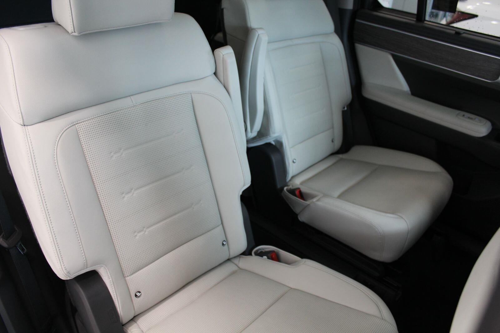 2026 Hyundai SANTA FE HYBRID Limited 6P AWD