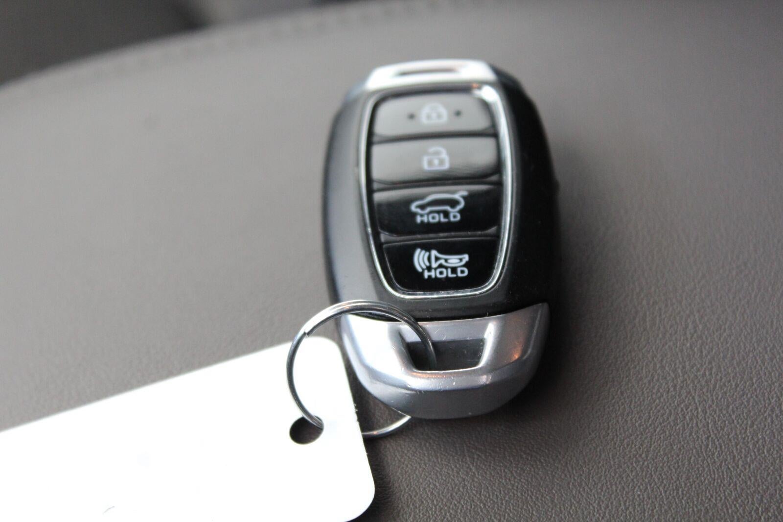 2019 Hyundai SANTA FE SEL 2.4L Auto AWD