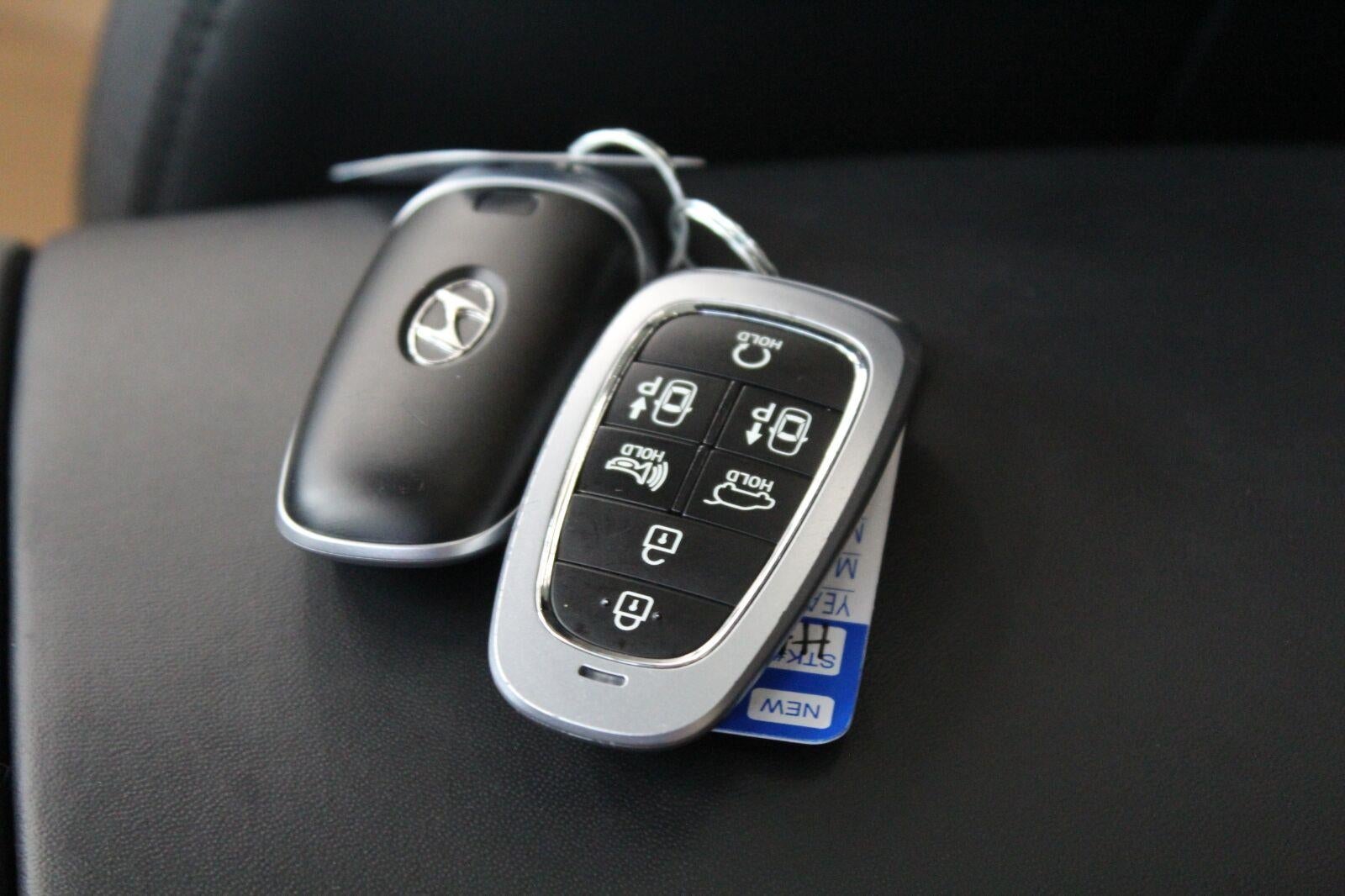 2023 Hyundai SANTA FE Calligraphy AWD
