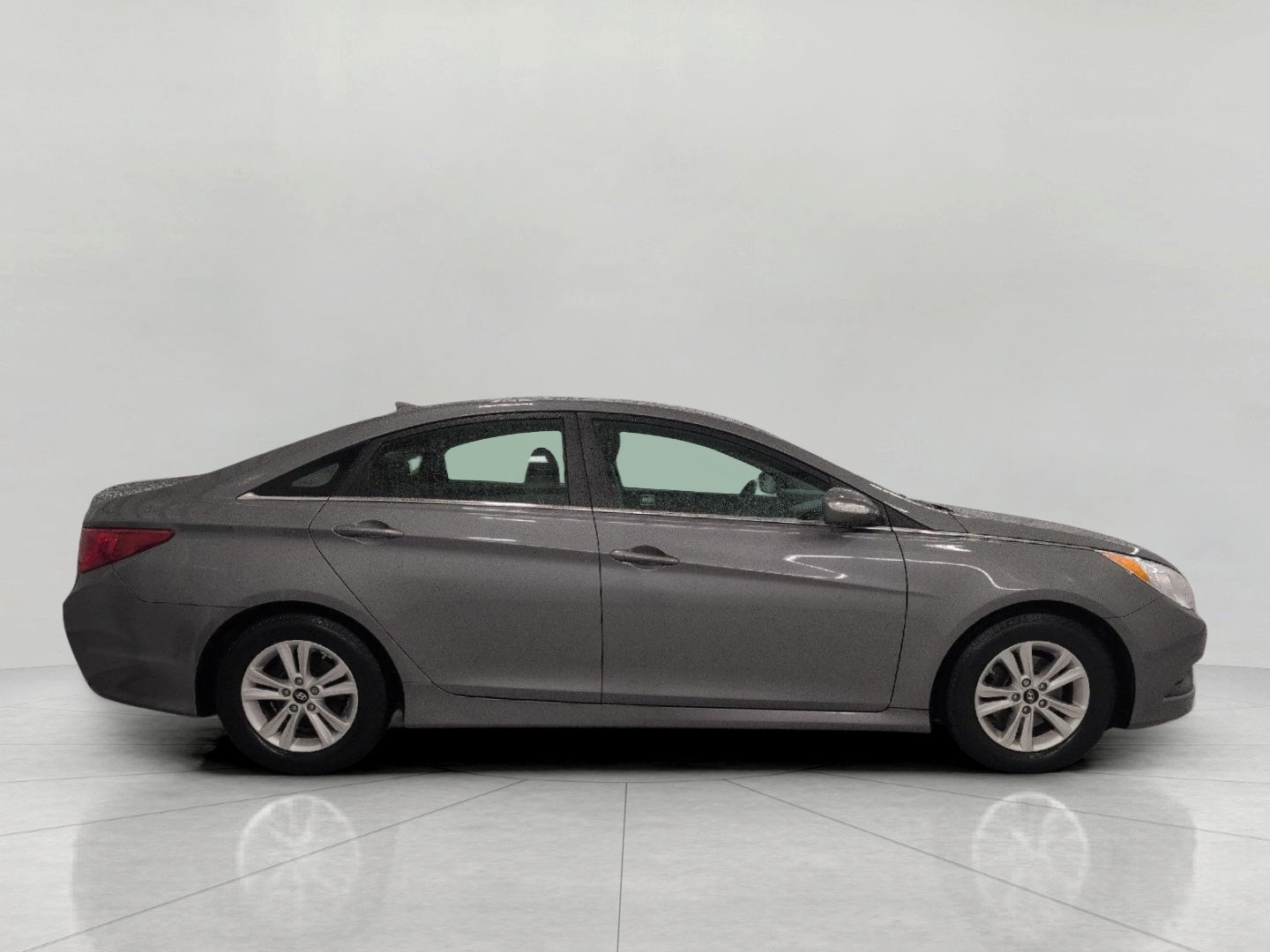 2014 Hyundai SONATA 4Dr Sdn 2.4L Auto GLS
