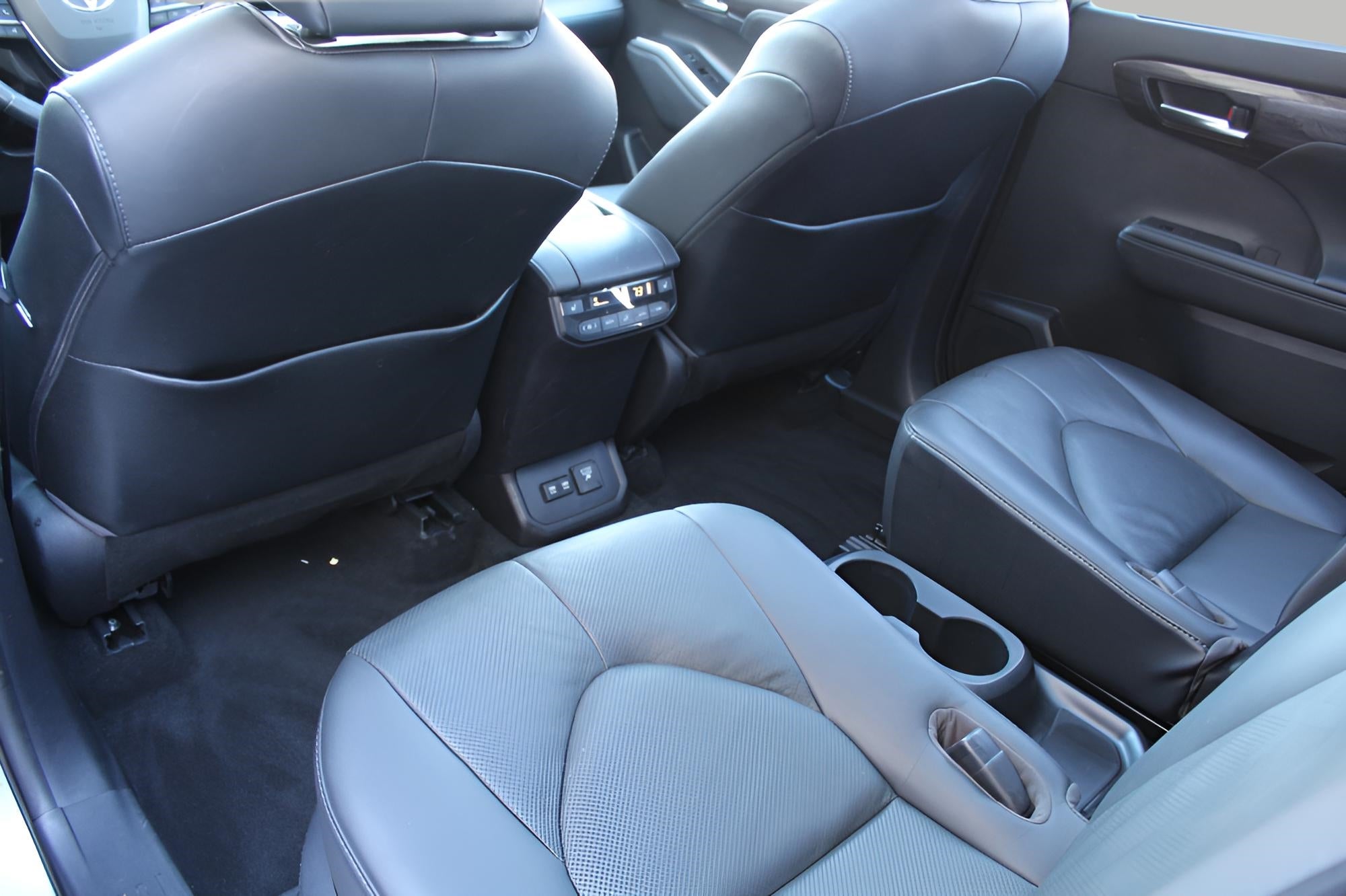 2021 Toyota Highlander Hybrid Platinum AWD