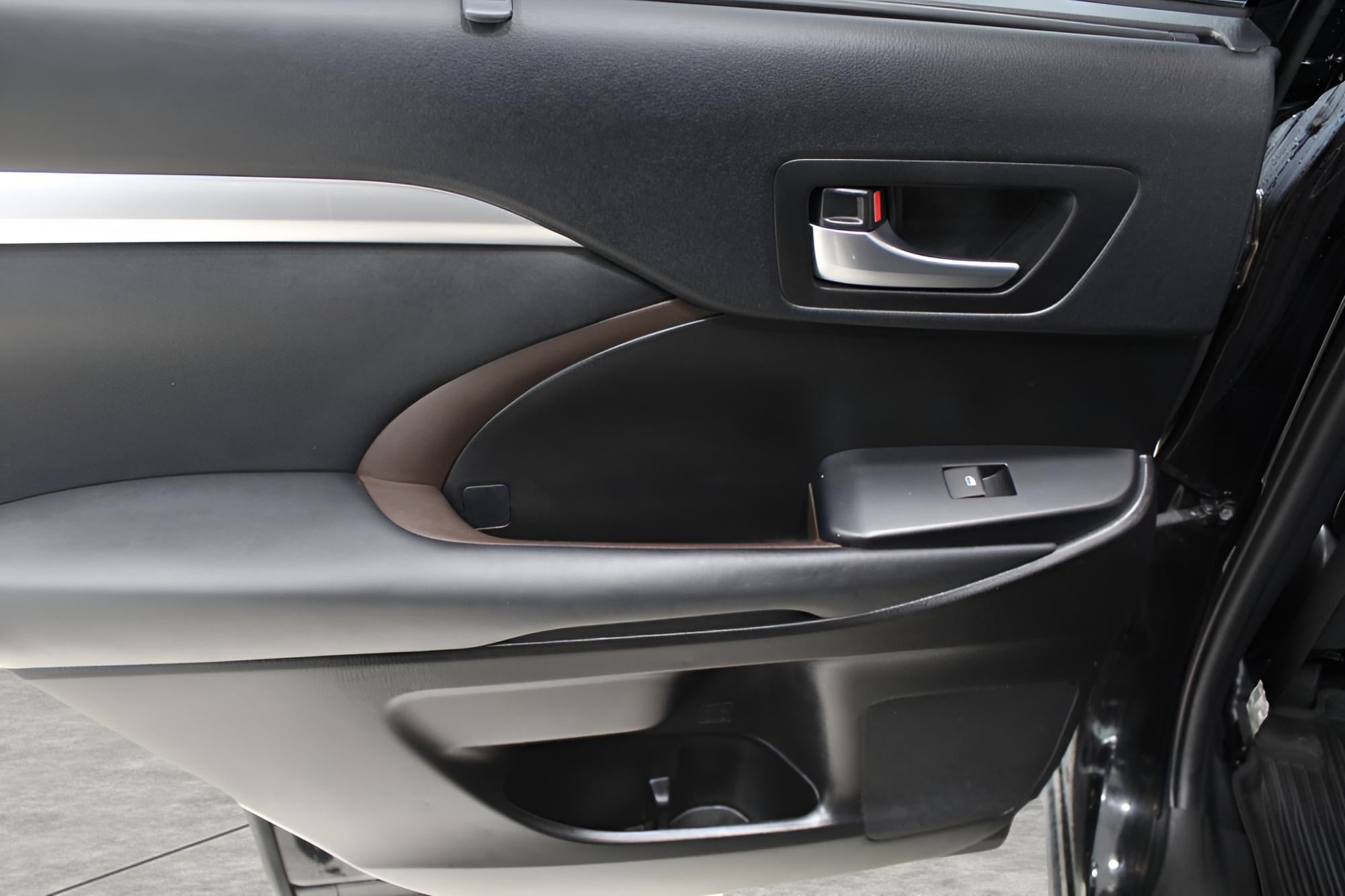 2019 Toyota Highlander XLE V6 AWD