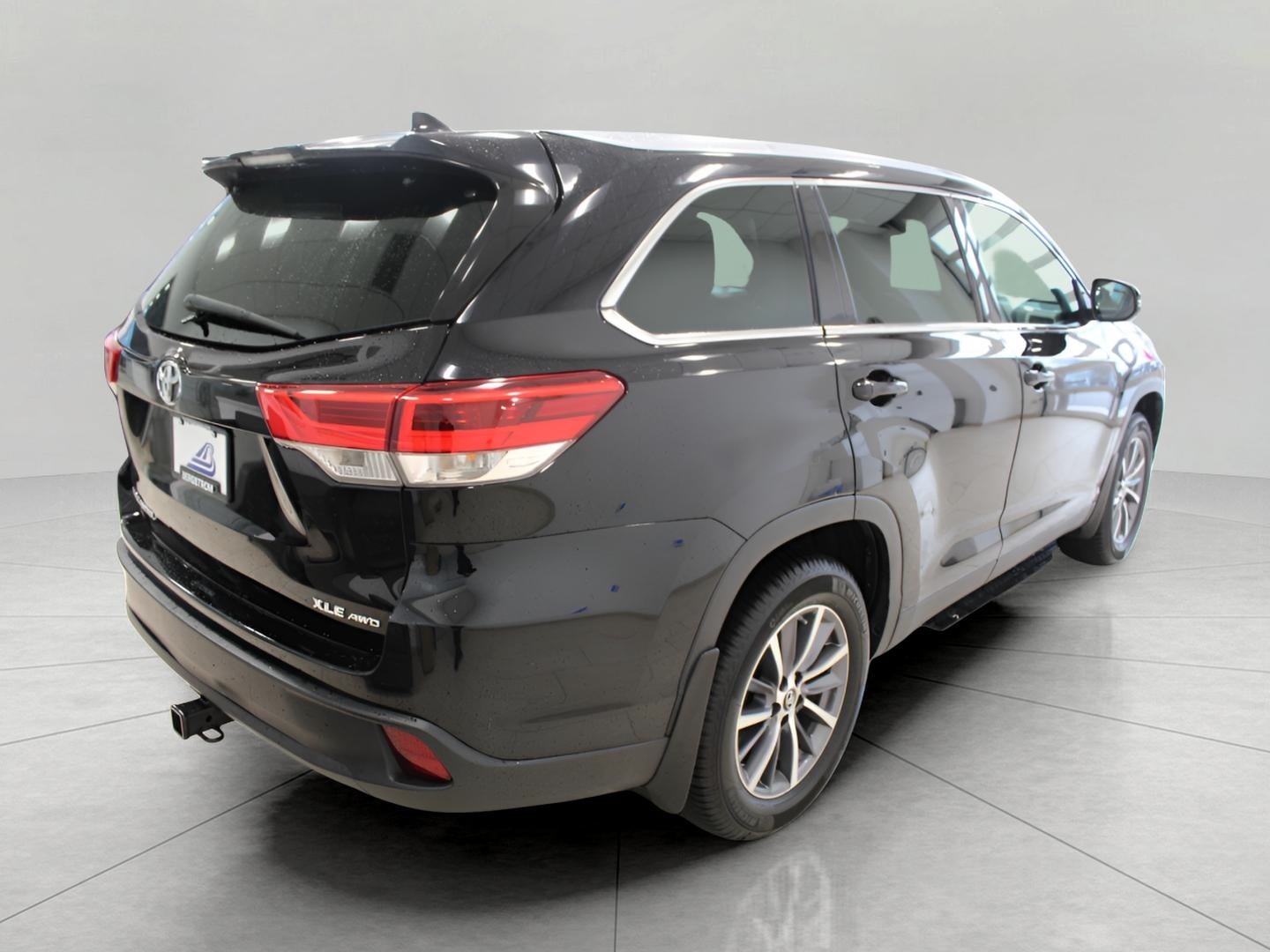 2019 Toyota Highlander XLE V6 AWD