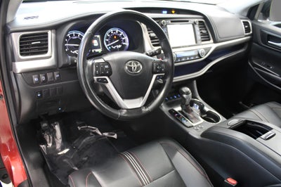 2019 Toyota Highlander XLE V6 AWD