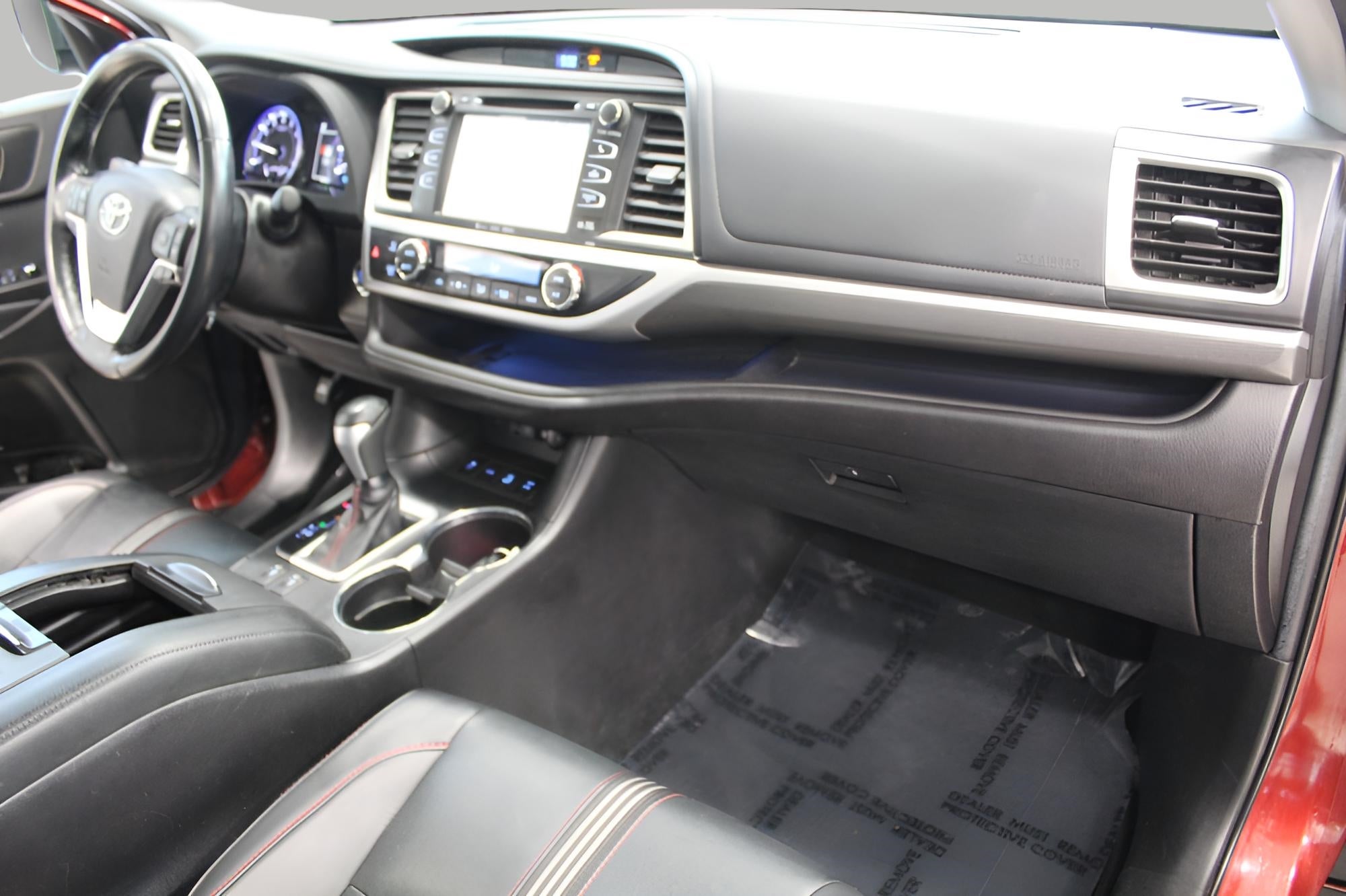 2019 Toyota Highlander XLE V6 AWD