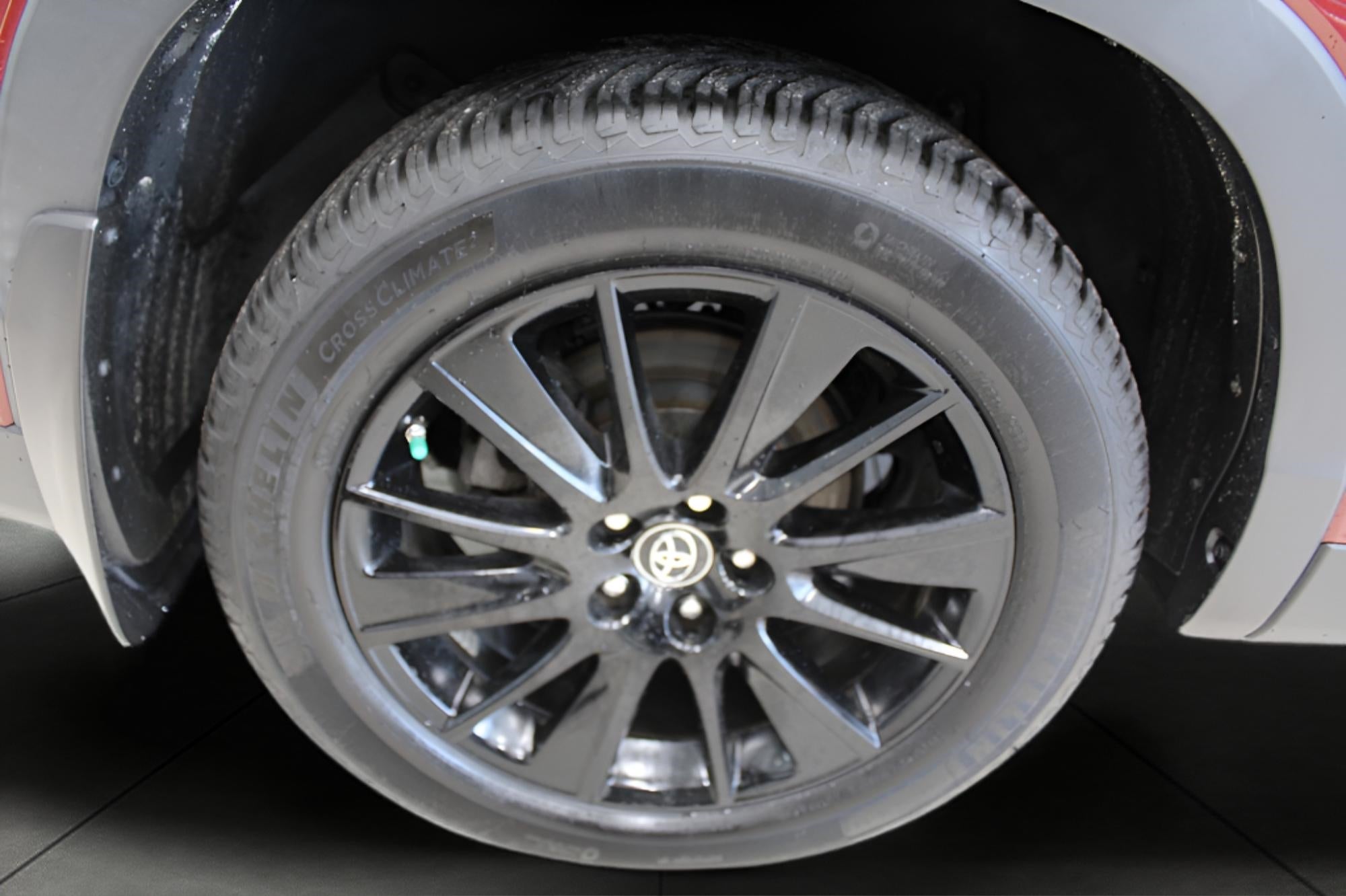 2019 Toyota Highlander XLE V6 AWD