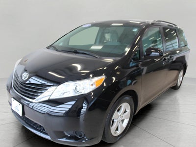 2017 Toyota SIENNA MINI-VAN, PASSENGER