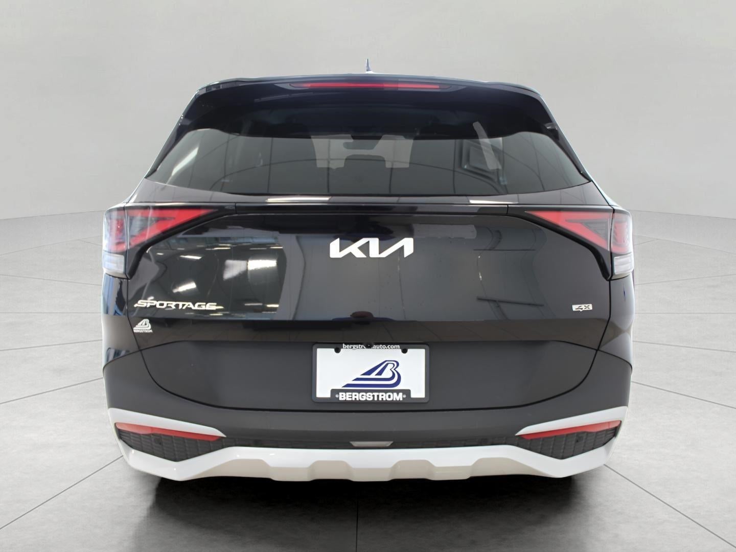 2025 Kia Sportage LX AWD