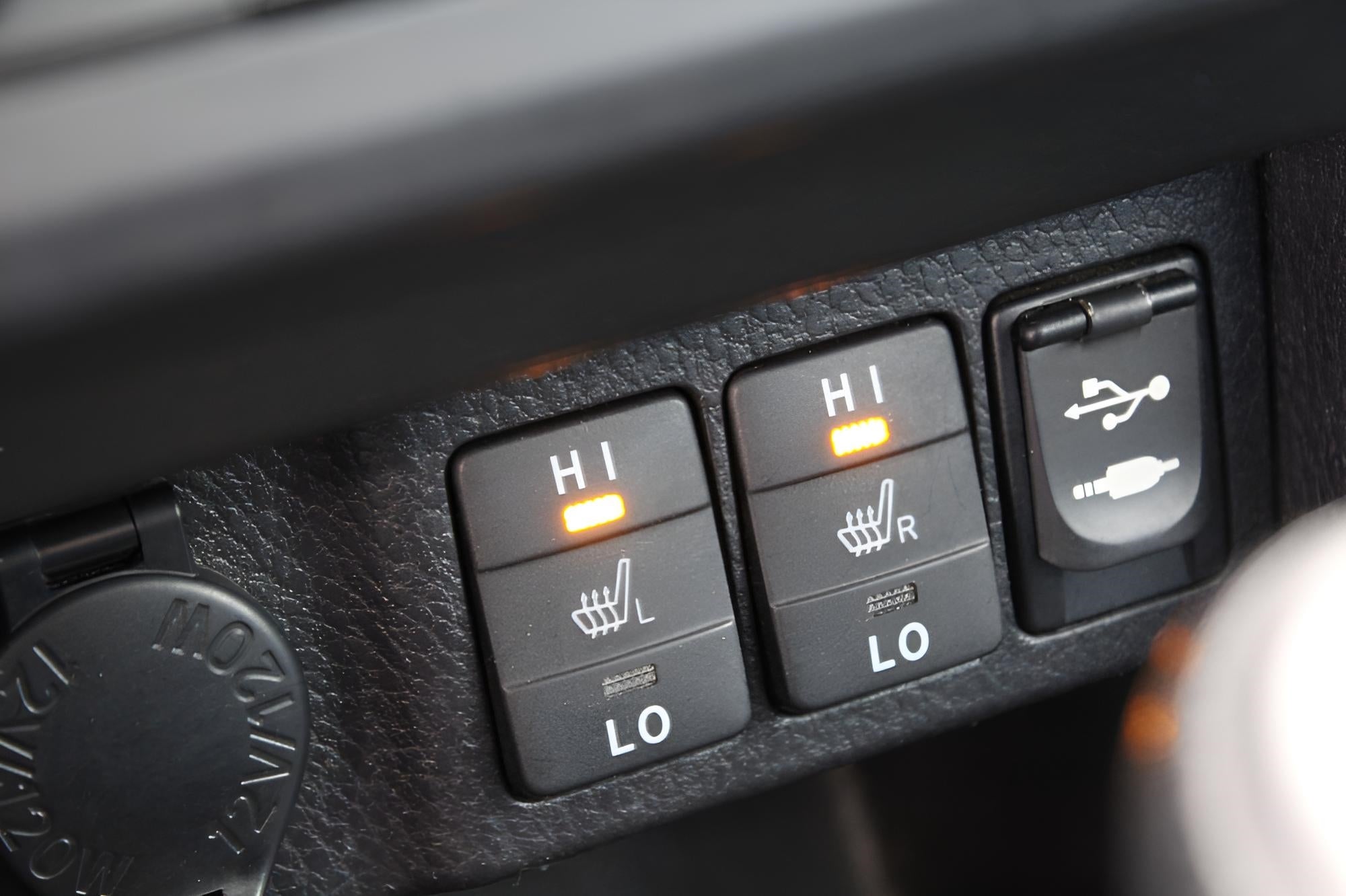 2014 Toyota Corolla 4dr Sdn Auto L