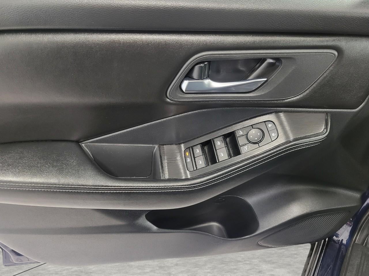 2024 Nissan Rogue AWD SV