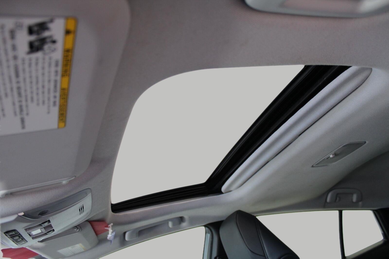 2021 Toyota Prius XLE