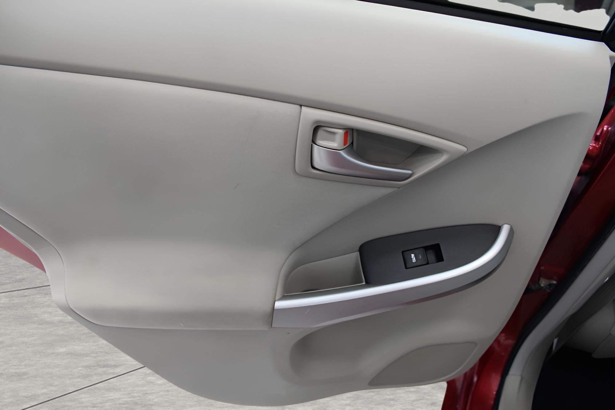 2014 Toyota Prius 5dr HB Four