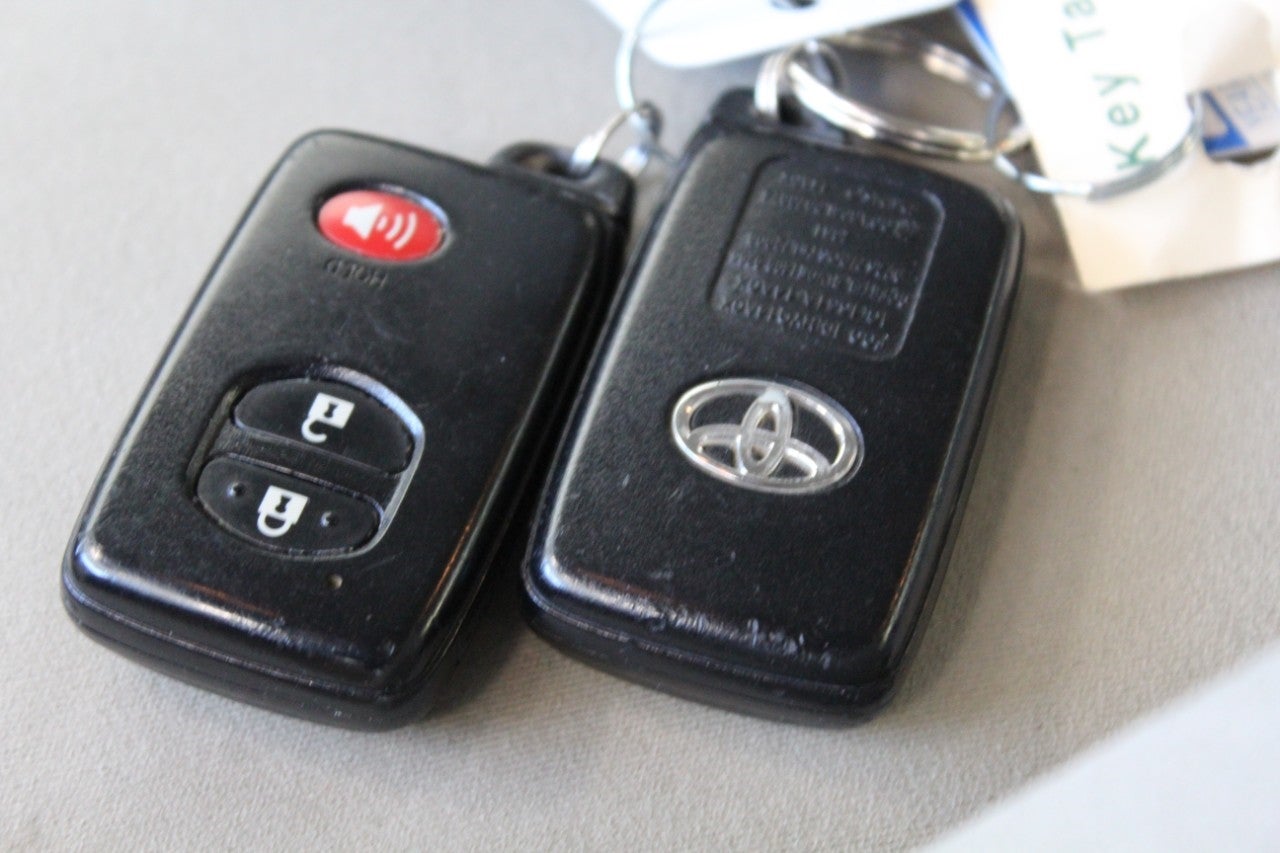 2014 Toyota Prius 5dr HB Four