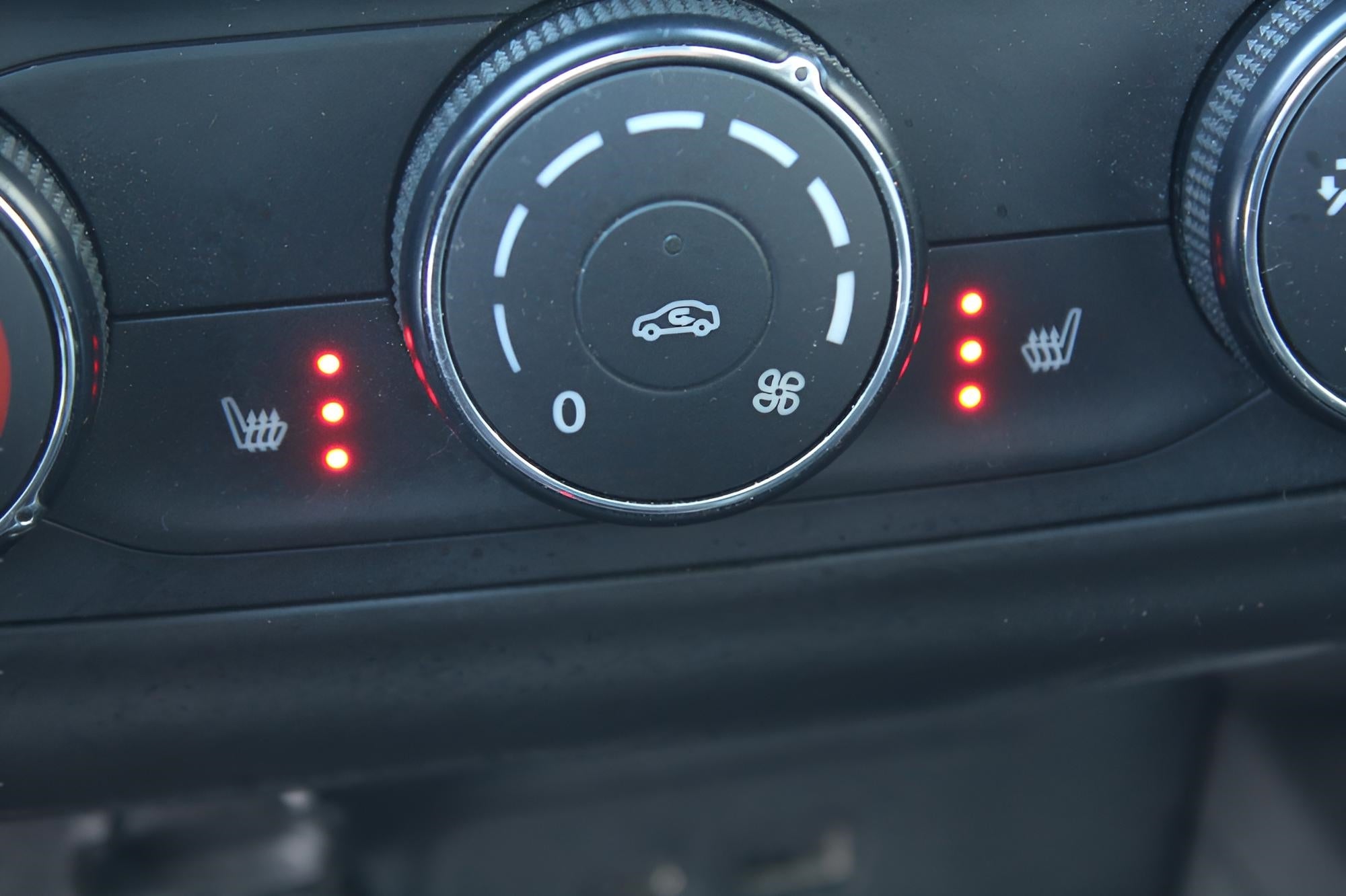 2024 Chevrolet Trax FWD 4dr LS